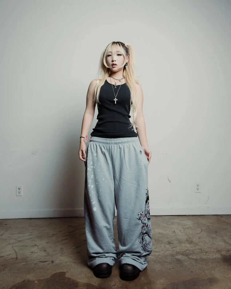 "Dragon" Sweats (Grey) pholoh