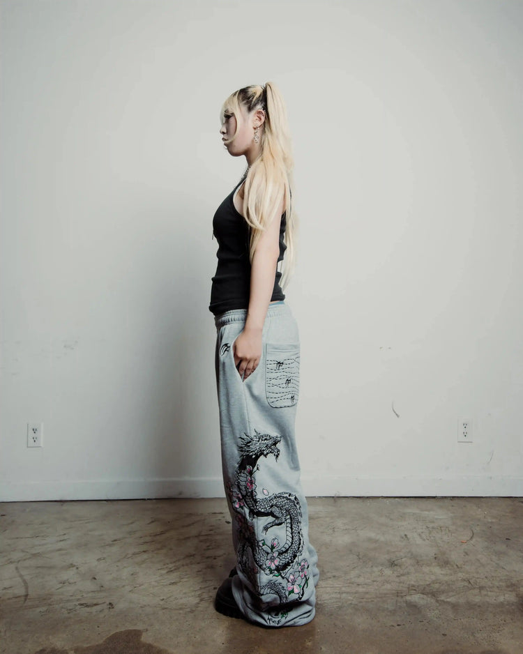 "Dragon" Sweats (Grey) pholoh