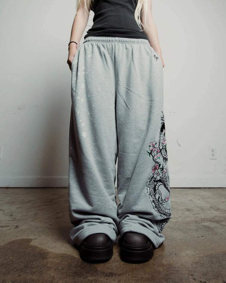 "Dragon" Sweats (Grey) pholoh