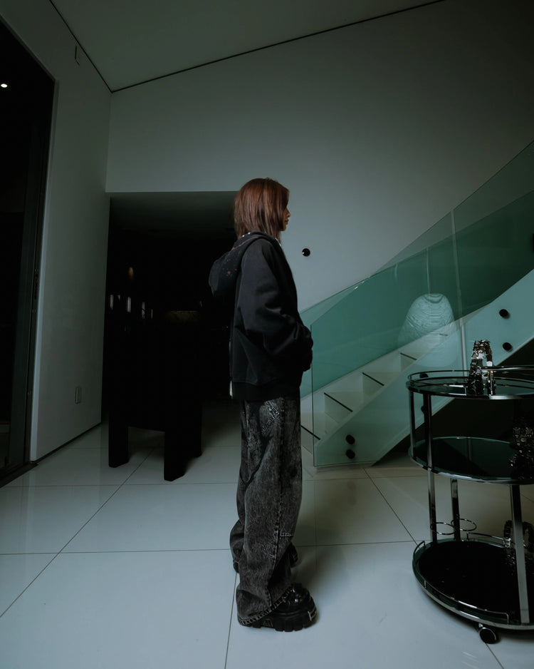 “Jason” Full-Zip (Black) pholoh