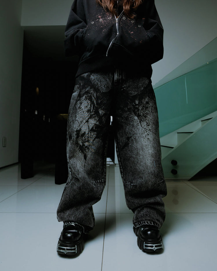 “Dark Knight” Jeans pholoh