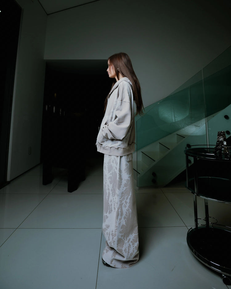 “Venom” Zip-Up (Tan) pholoh