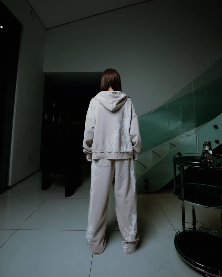 “Venom” Zip-Up (Tan) pholoh