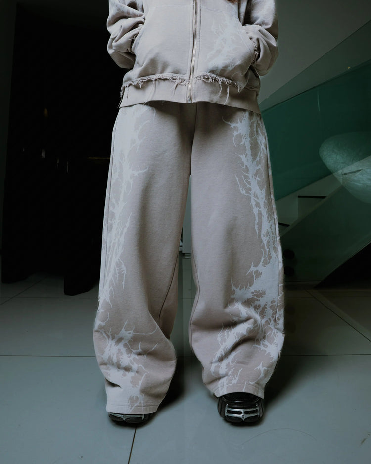 “Venom” Sweats (Tan) pholoh