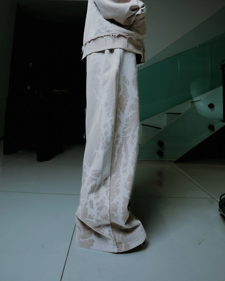 “Venom” Sweats (Tan) pholoh