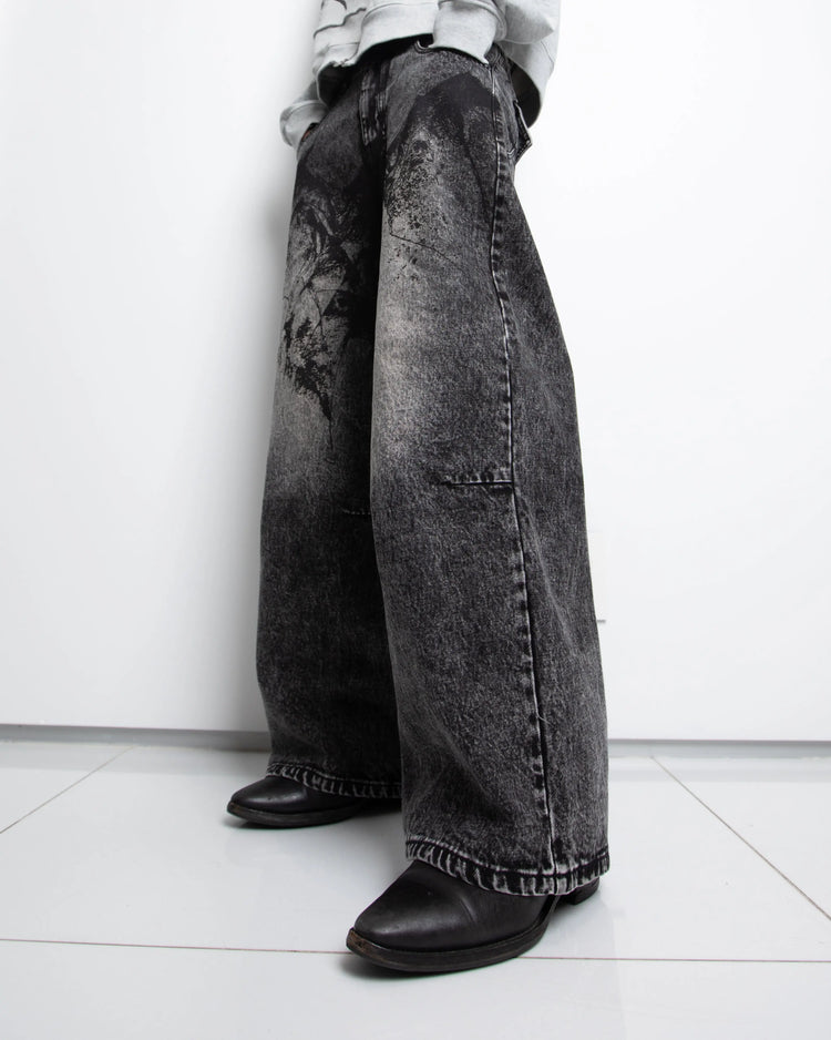 “Dark Knight” Jeans pholoh