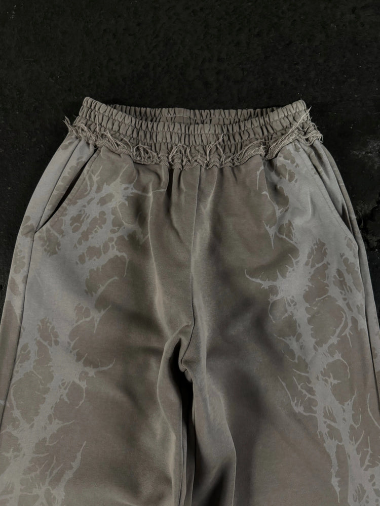 “Venom” Sweats (Tan) pholoh