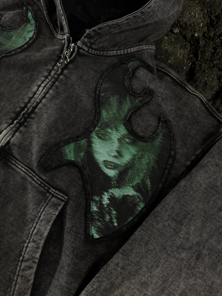 "1400" green heart zip pholoh