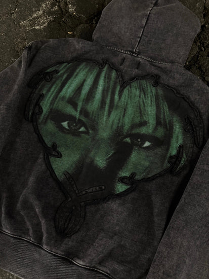 "1400" green heart zip pholoh
