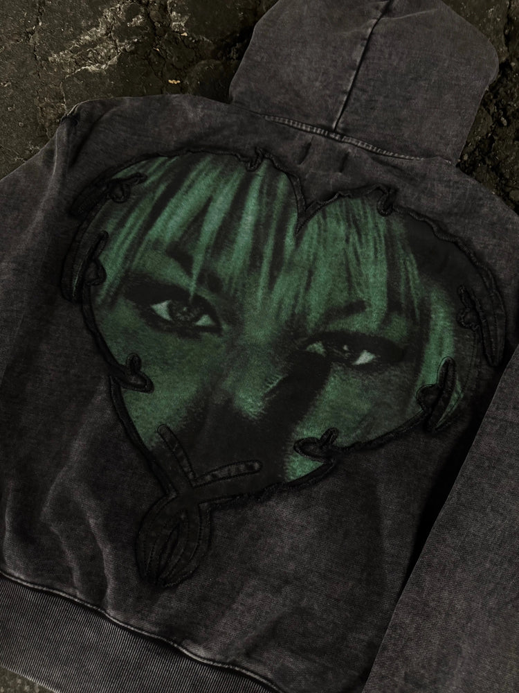 "1400" green heart zip pholoh