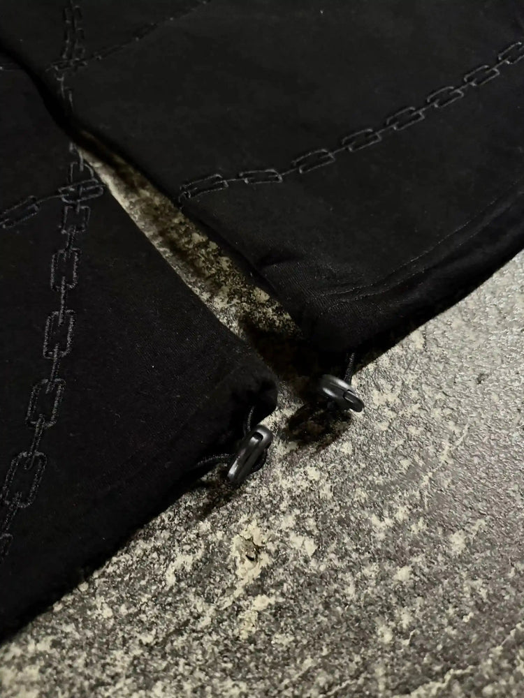 "Kurapika" Sweats (Black) pholoh