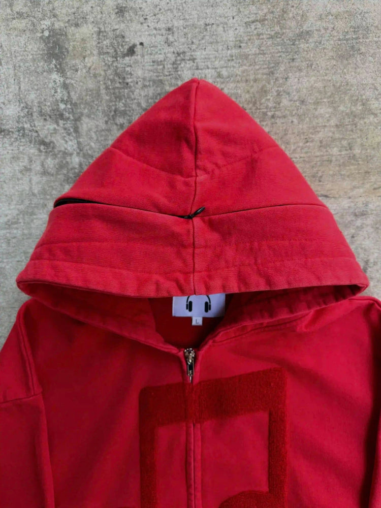 “Music Connects Us” v2 Zip (Red) pholoh