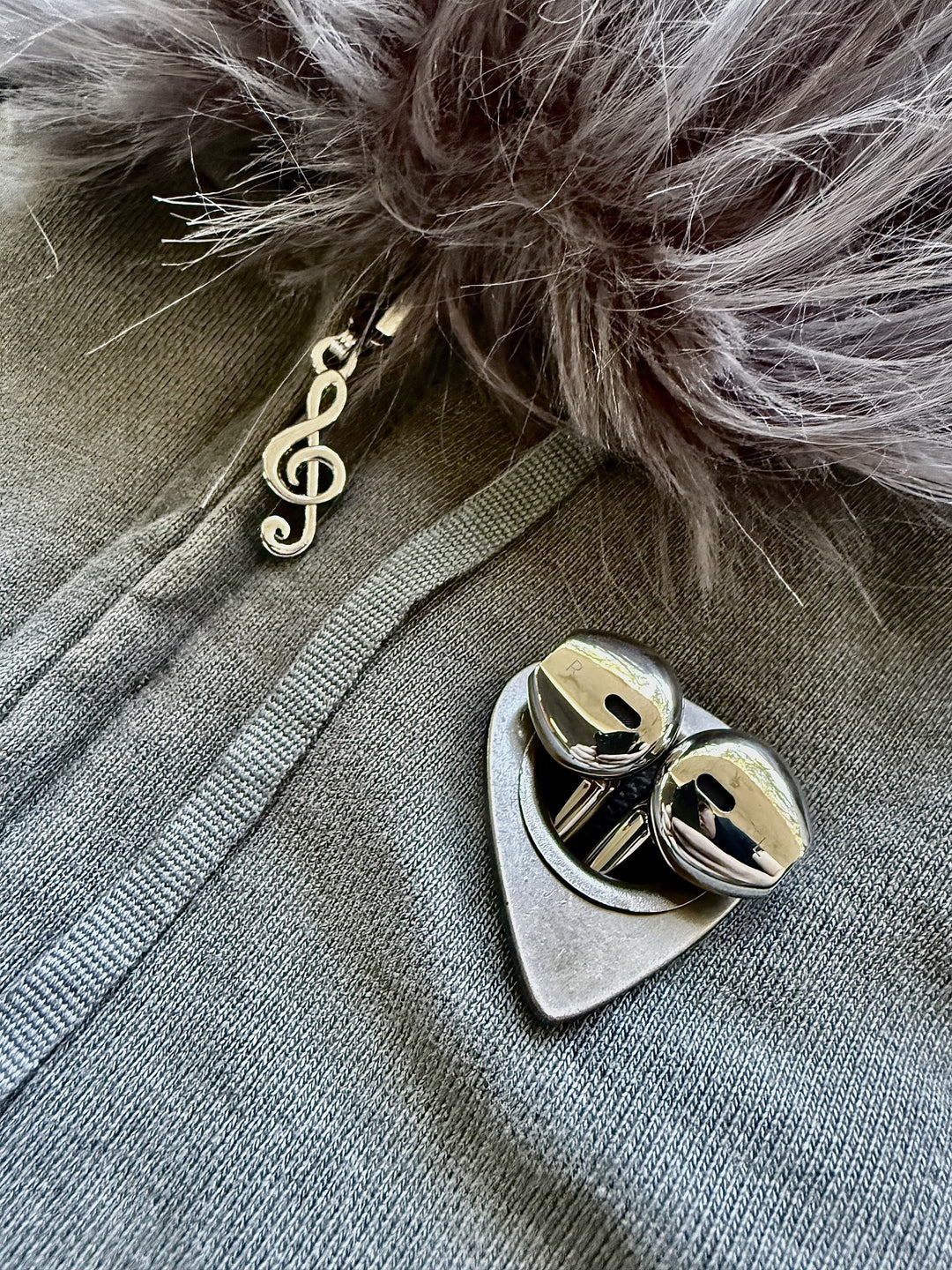 “Aux” Fur-Zip (Grey)