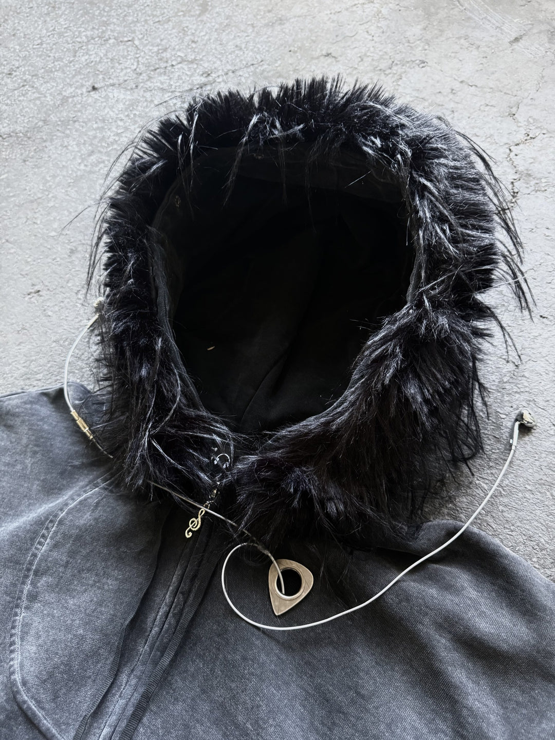 “Aux” Fur-Zip (Stone)
