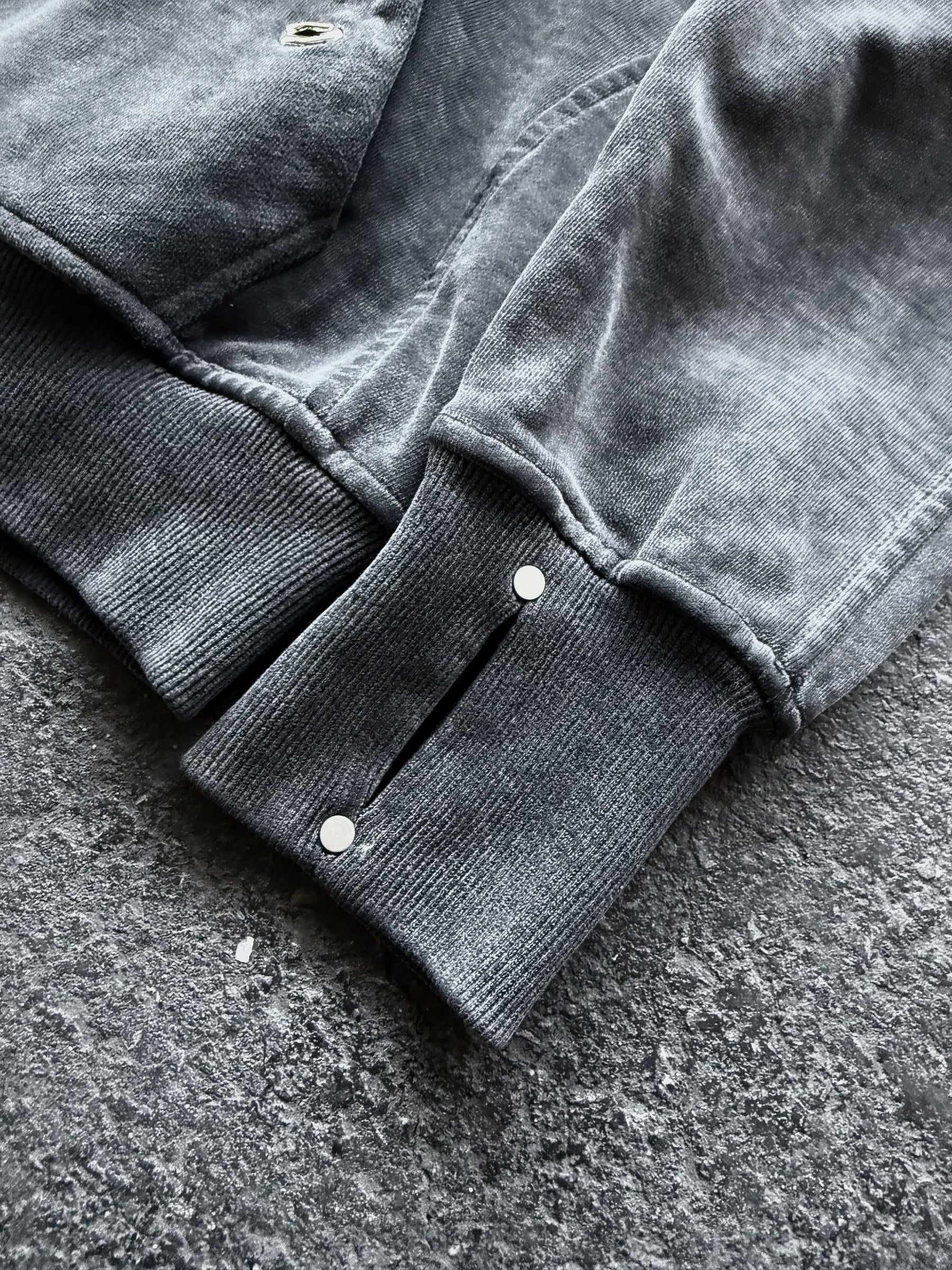 Aux” Fur-Zip (Stone) – pholoh