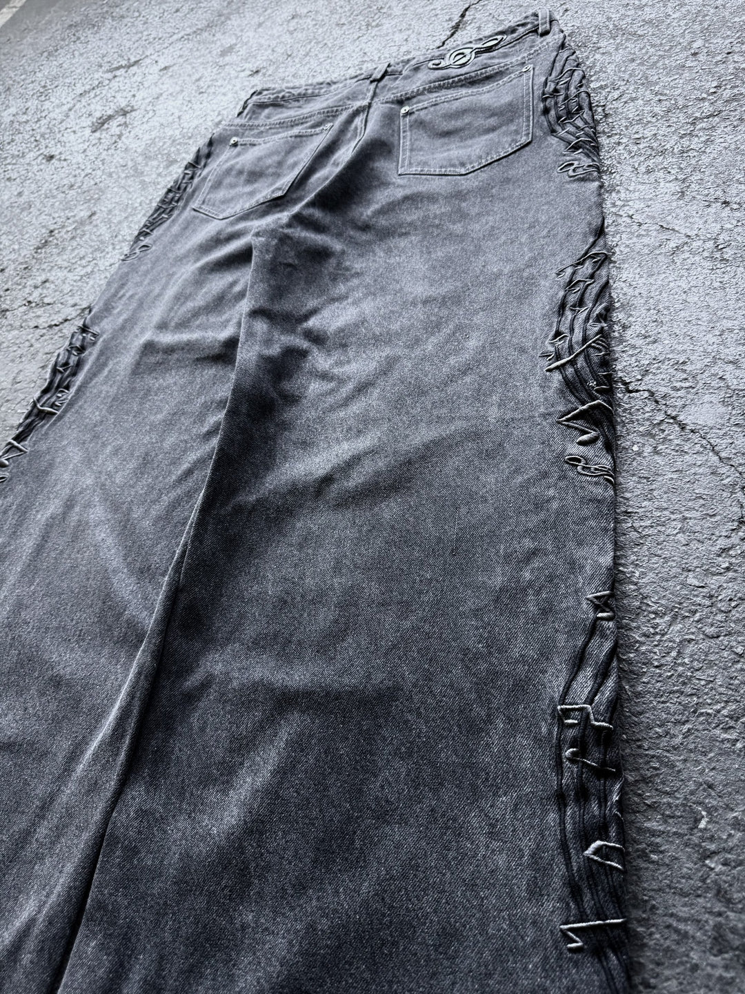 “Löded Diper” Jeans (Stone)