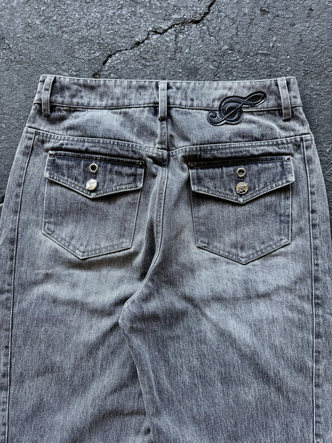 “Tone” Flared Jeans (Grey)