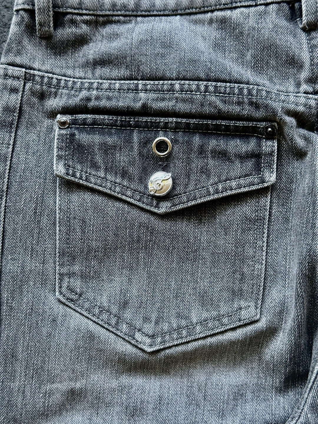 “Tone” Flared Jeans (Grey)