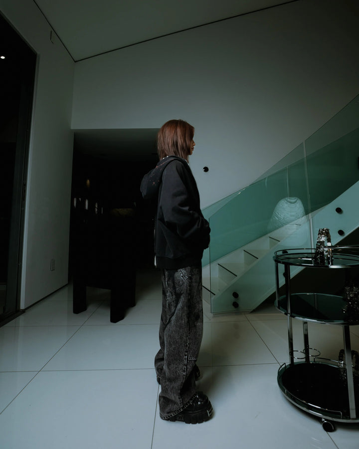 “Jason” Full-Zip (Black) pholoh