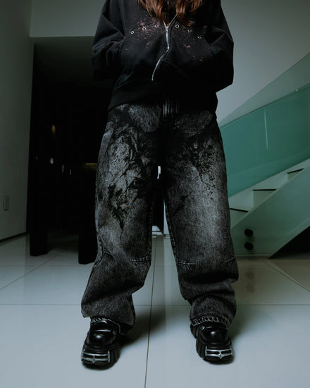 “Dark Knight” Jeans pholoh