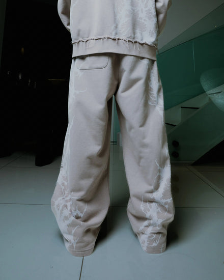 “Venom” Sweats (Tan) pholoh