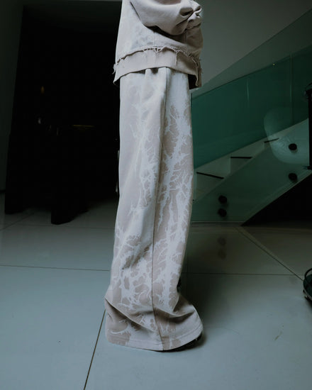 “Venom” Sweats (Tan) pholoh