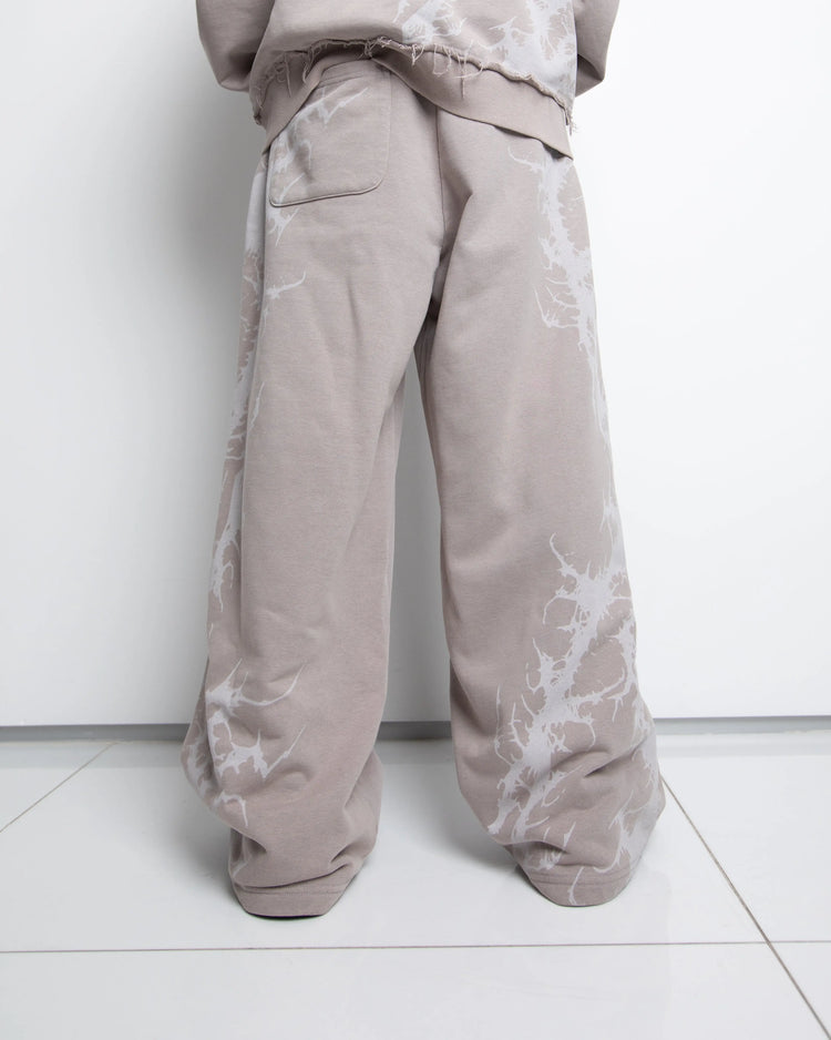 “Venom” Sweats (Tan) pholoh