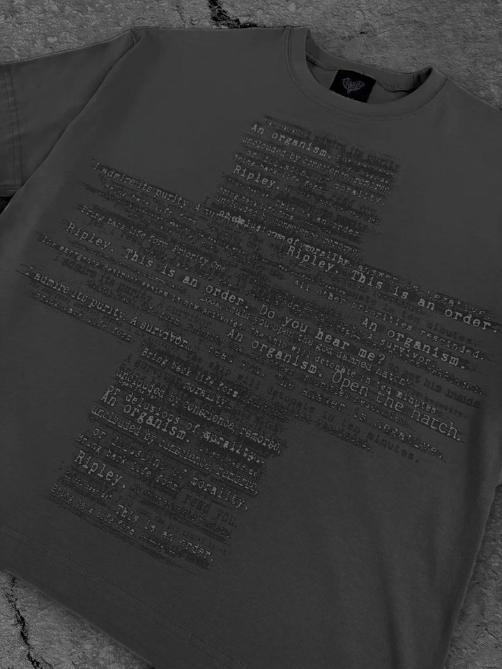 2 Alien t-shirt gray front print detail