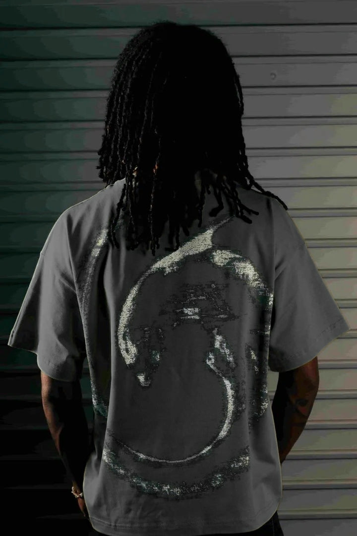 2 Alien t-shirt gray worn back