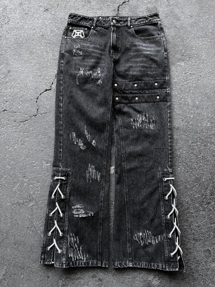 “Ichigo” Flared Jeans (Black)