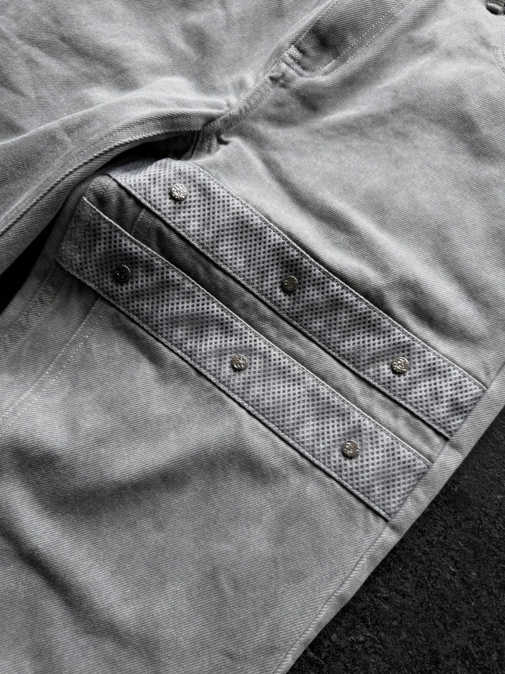 “Ichigo” Flared Jeans (White)