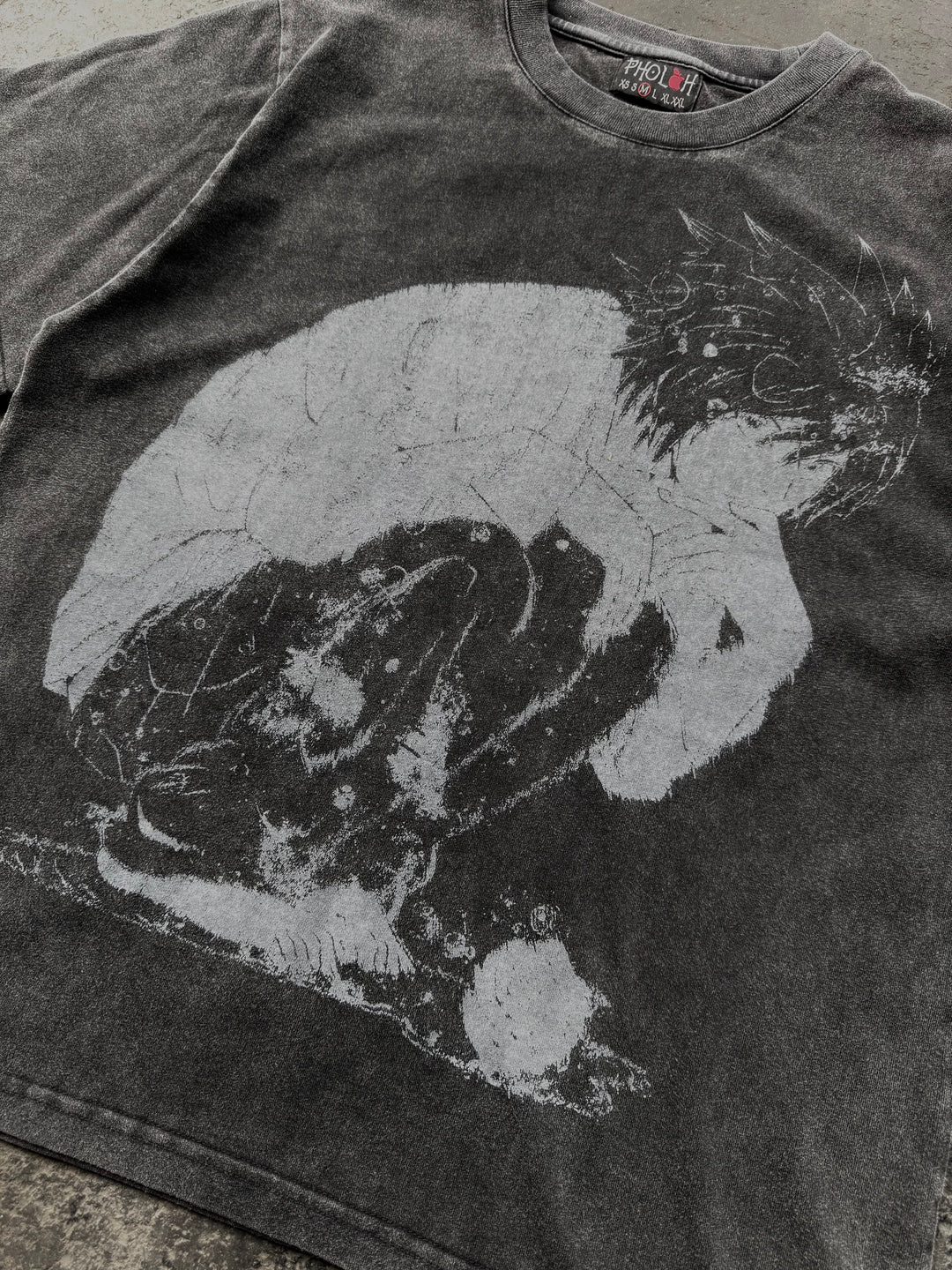 “L” T-Shirt