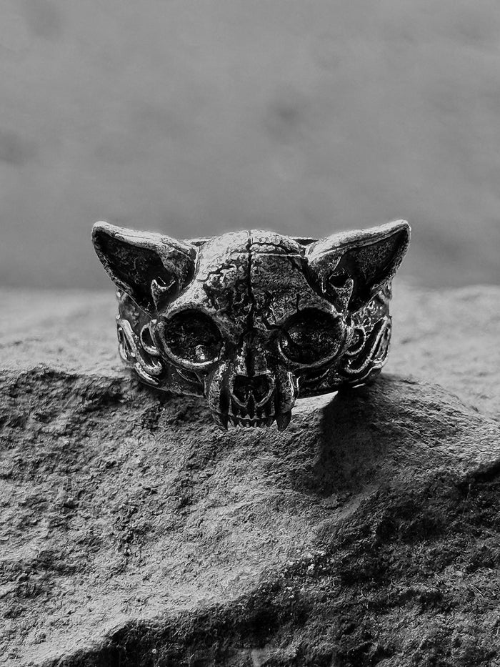 “N0IR” Ring