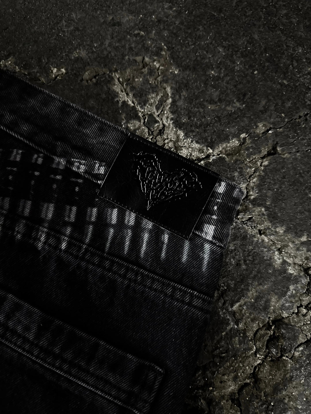 "1400" bullet jeans (black) pholoh