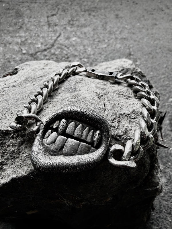 
    
      “KILLIAN” Bracelet
    

