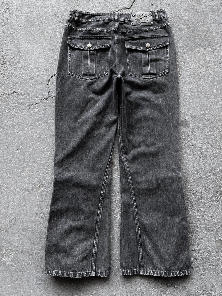 “Ichigo” Flared Jeans (Black)