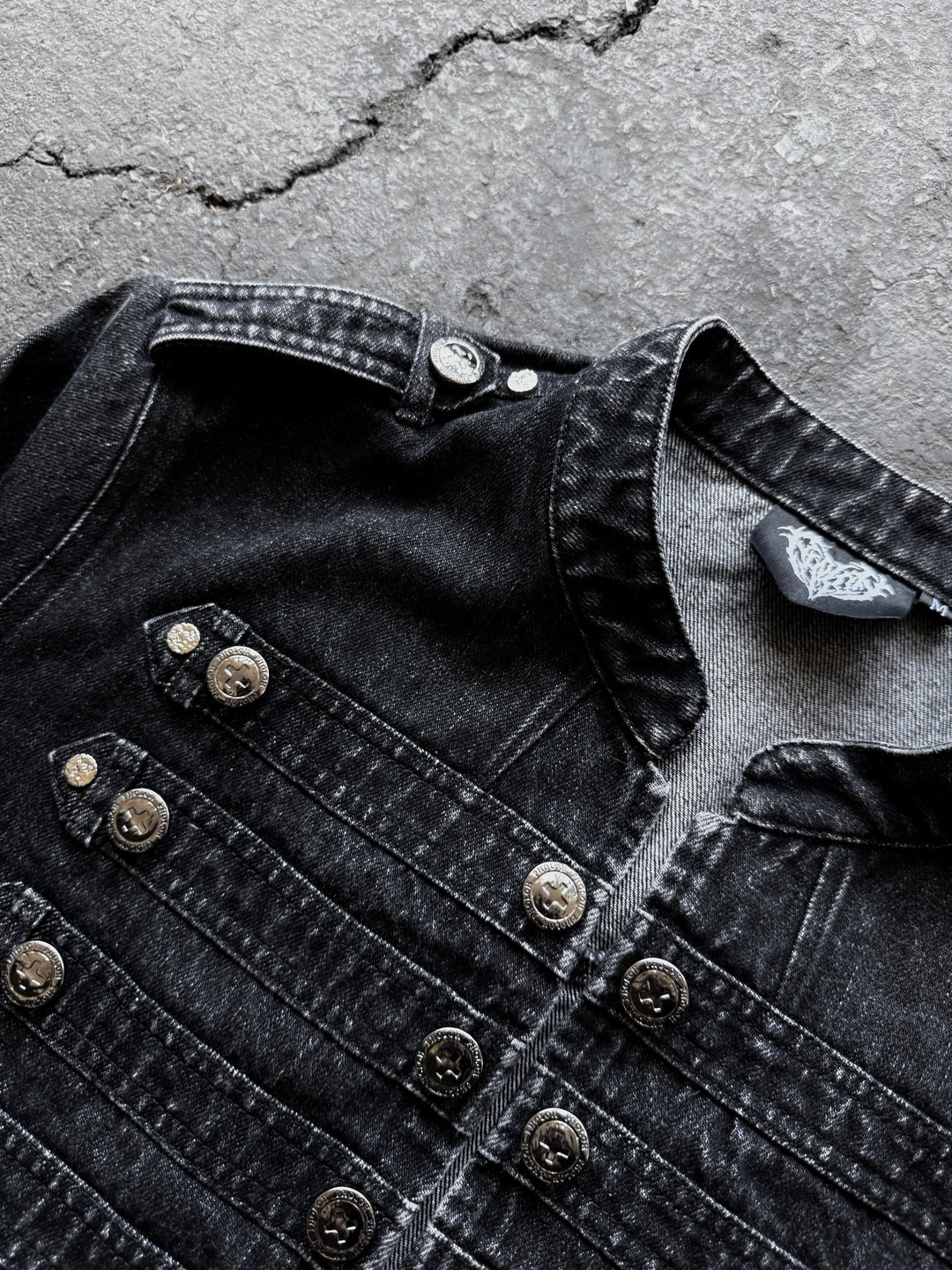 “Ichigo” Jacket (Black)