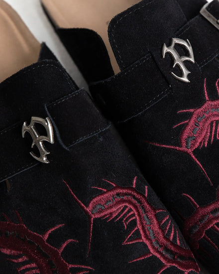 “Ghoul” Birks (Black) pholoh