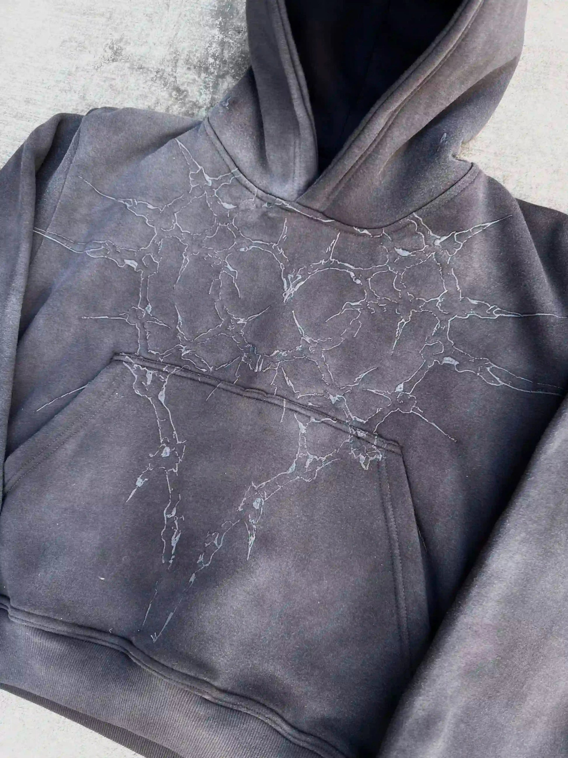 "Ghoul' Long-Sleeve (Grey)