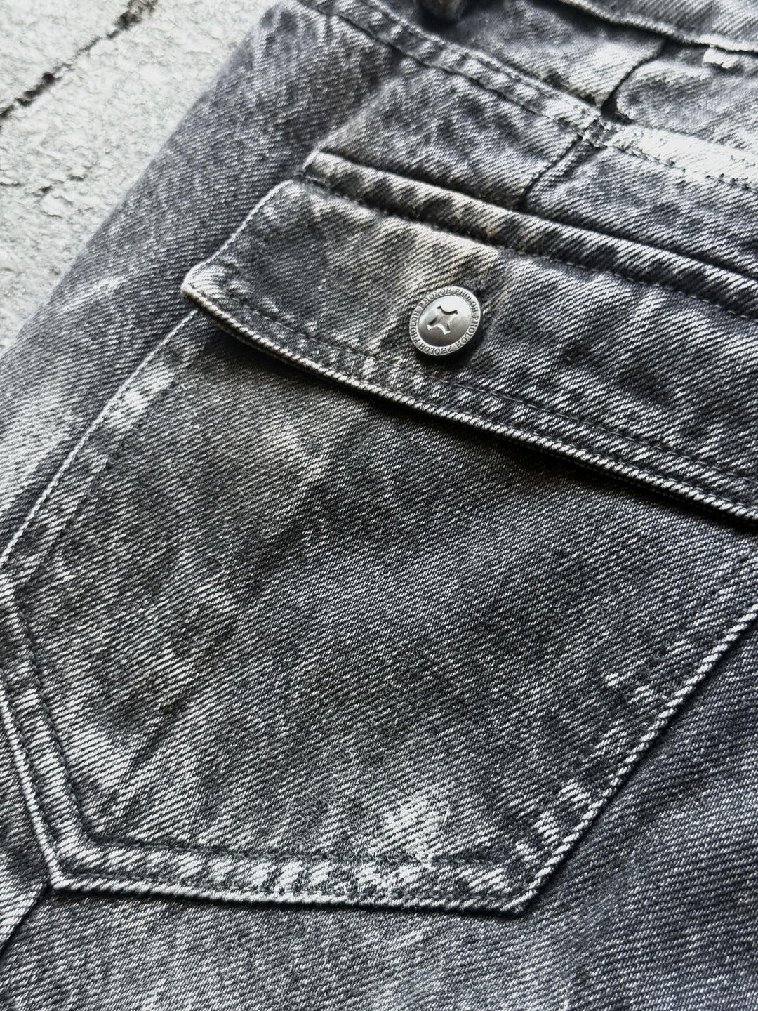 "T-Virus" Flared Jeans (Splattered)