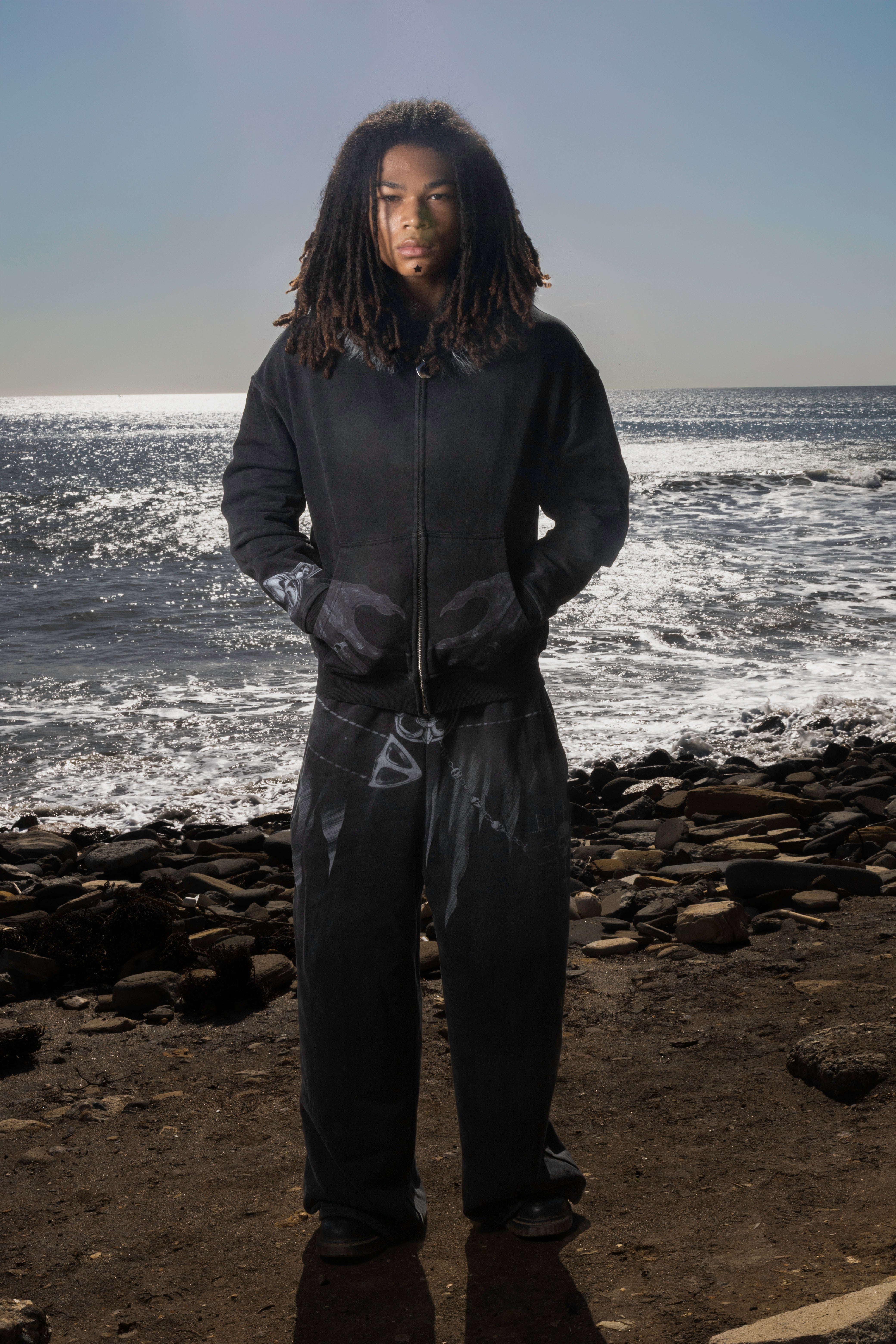 Ryuk” Fur-Zip (with Scarf) – pholoh