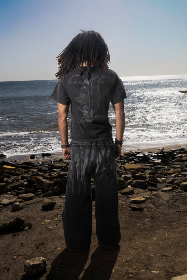 “L” T-Shirt - Second Image