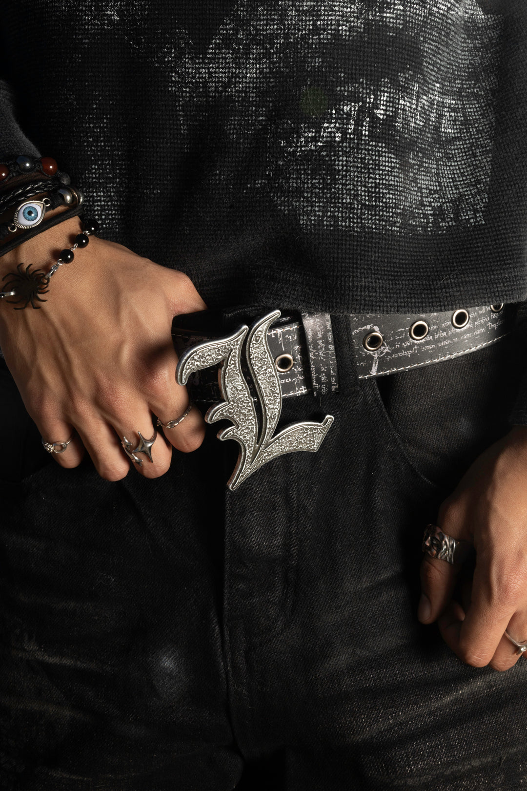“L” Belt