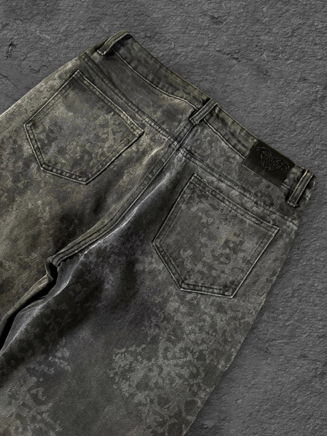 abstract jeans olive