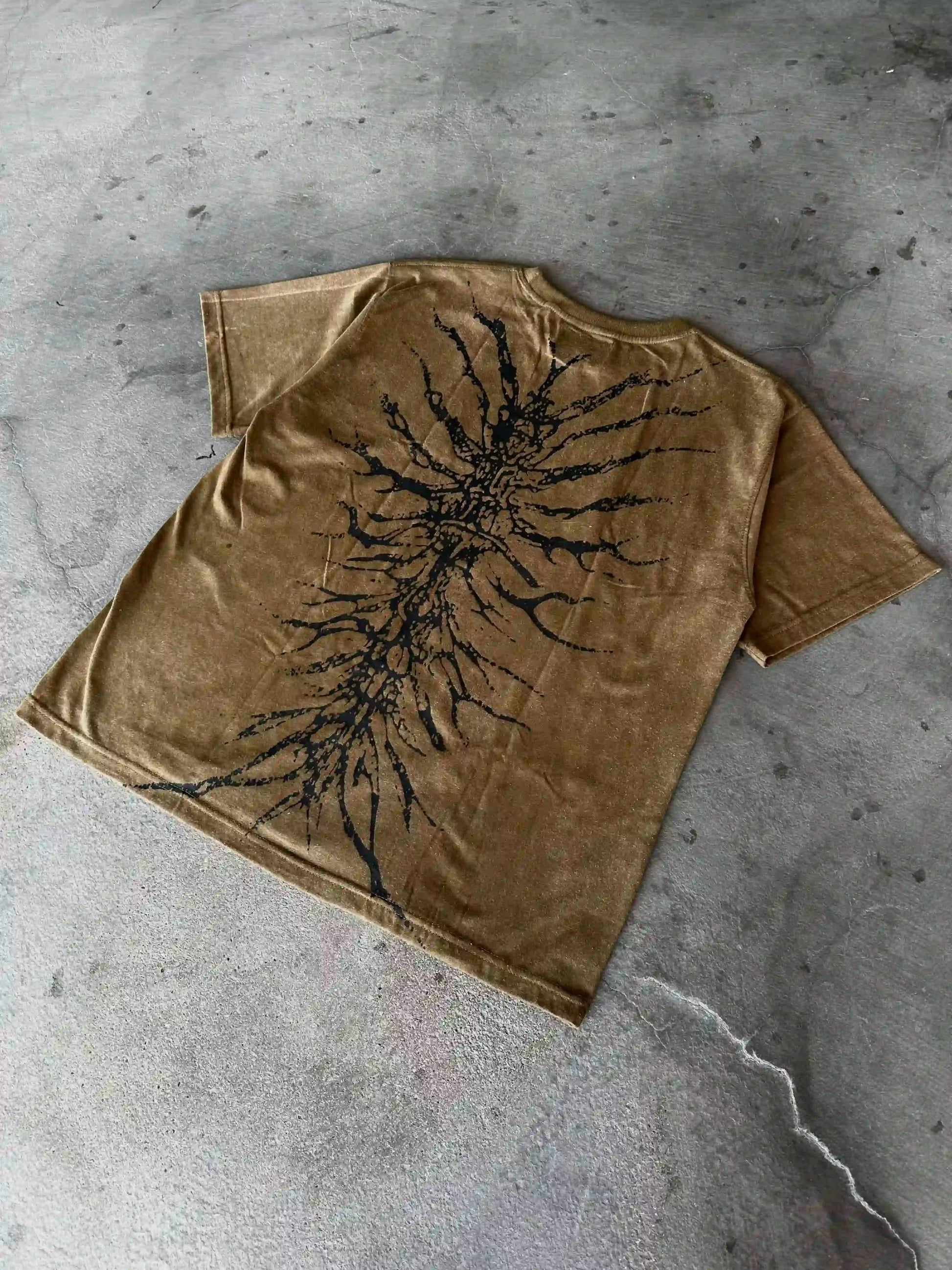 &quot;Ghoul&quot; T-shirt (Dark Beige)