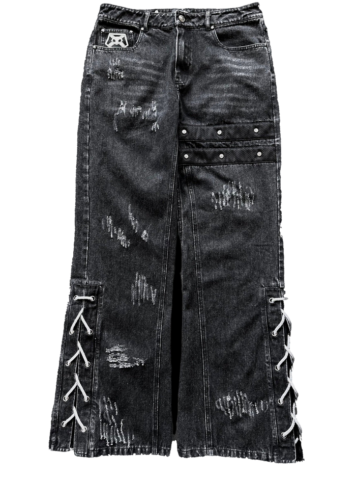 “Ichigo” Flared Jeans (Black)