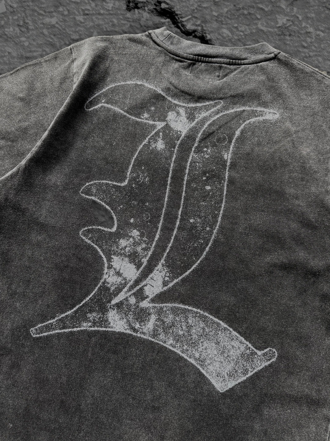 l t shirt