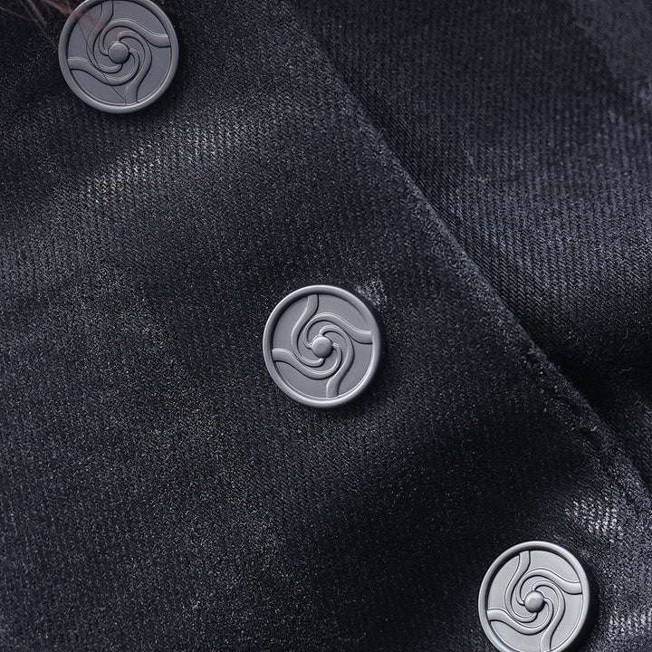 Shibuya Wax Jacket, close-up: collar buttons