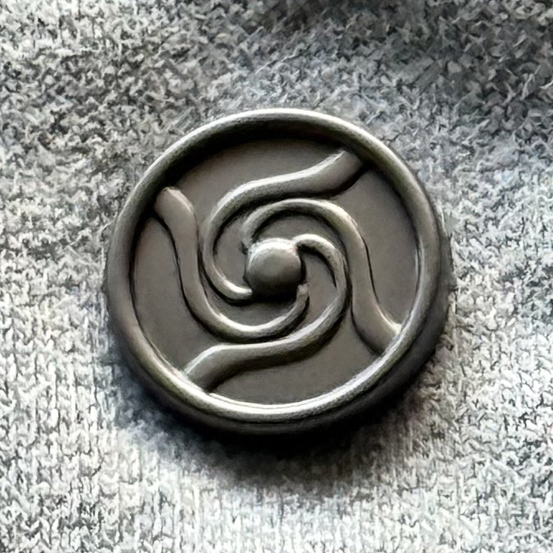 Simple Domain Jacket (Gray), close-up: button macro
