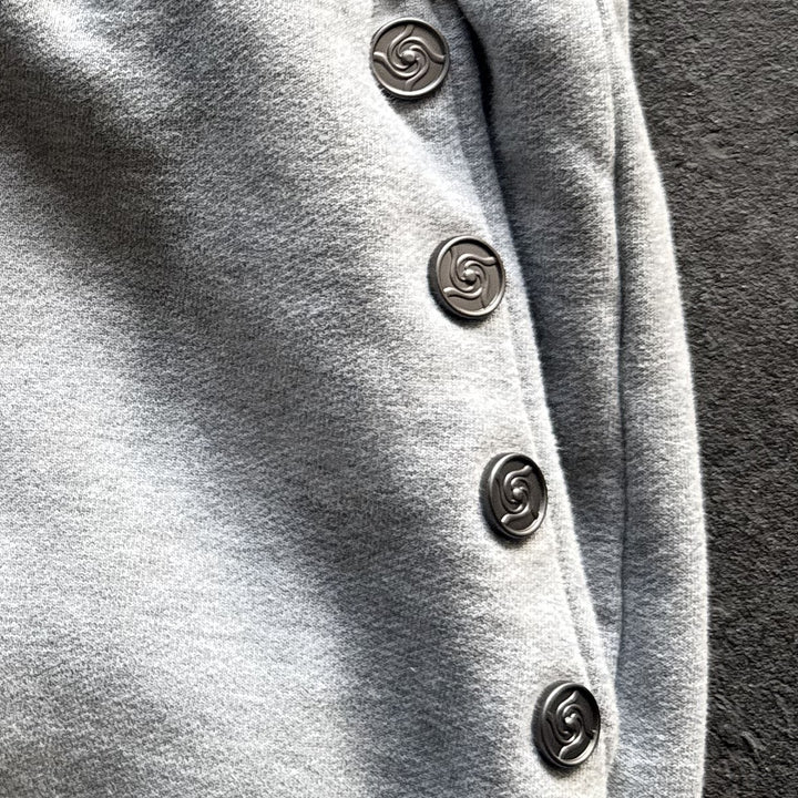 Simple Domain Sweats (Gray), close-up: hip buttons